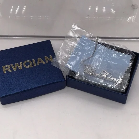 🌼3/$13🌼BUNDLE DEAL! Custom “Her King” Name 18K Plated Necklace - Picture 6 of 7